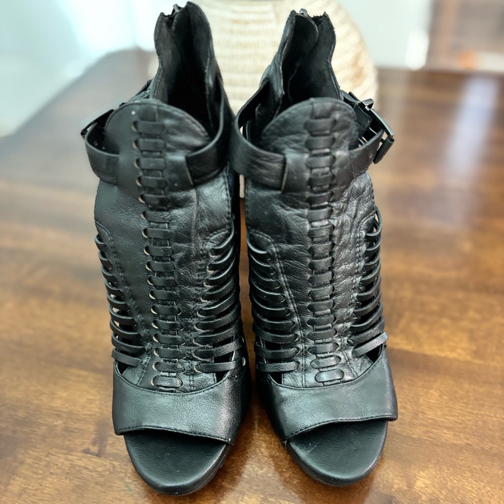 BCBGeneration Leather Heels - Picture 4 of 8
